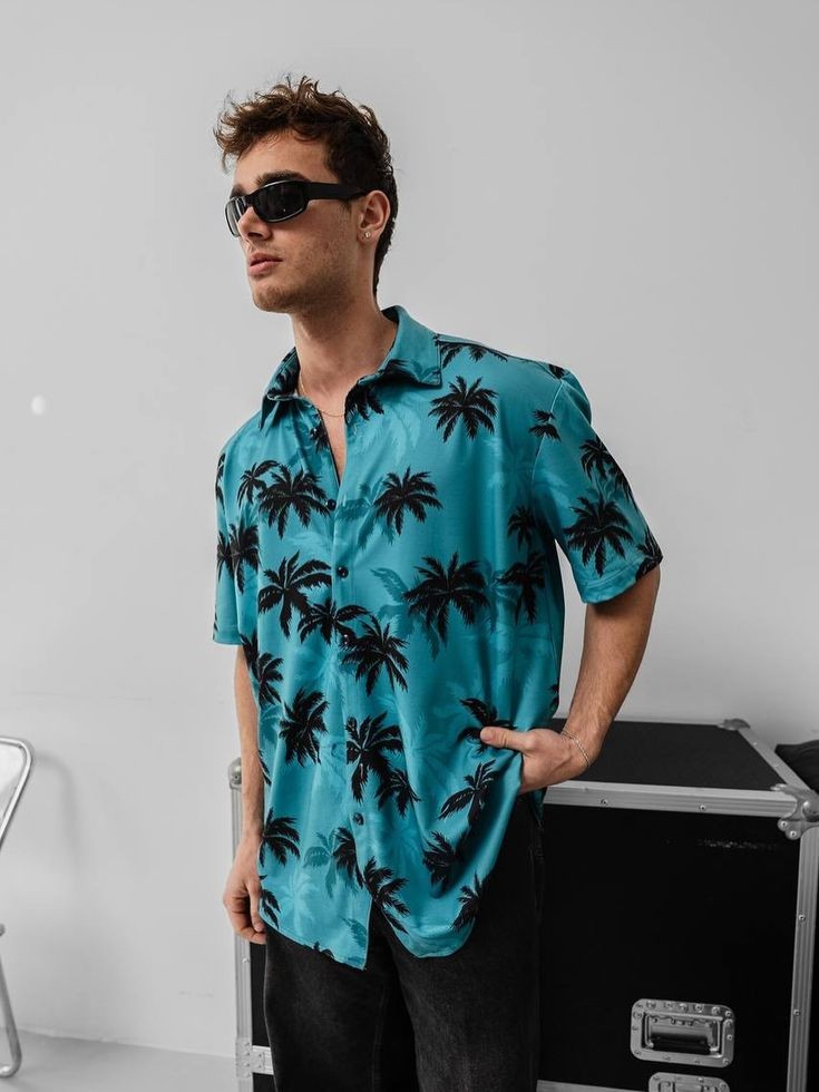 "Retro Vice City Tommy Vercetti Graphic Shirt "