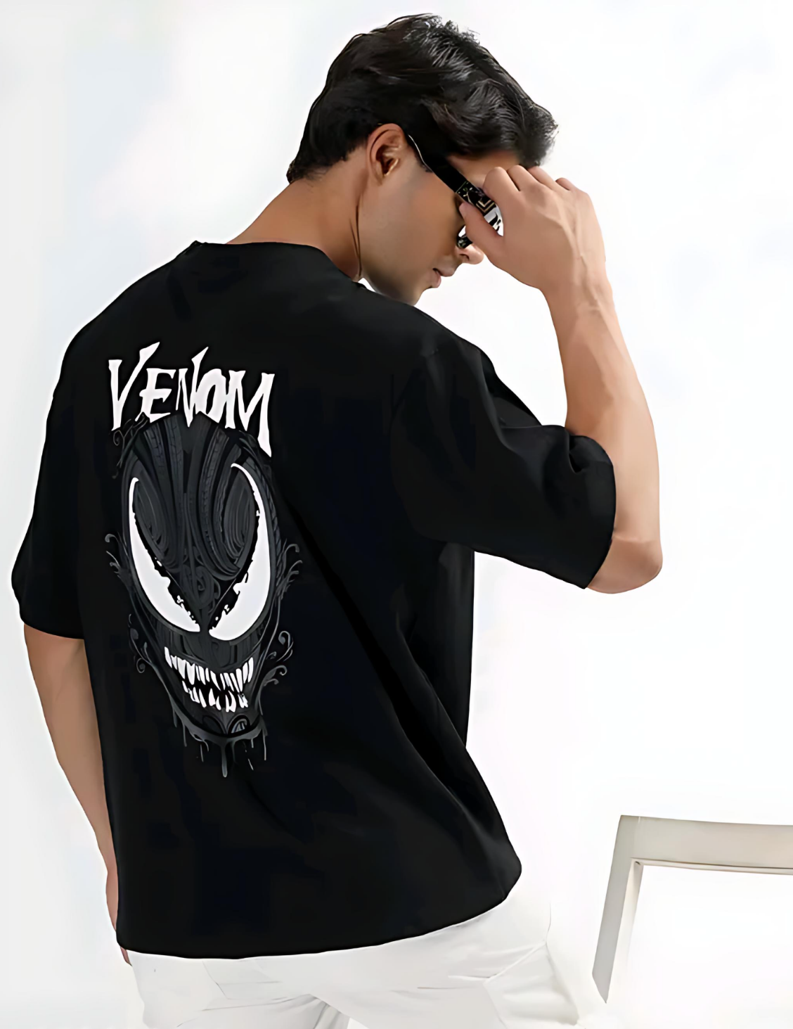 Venom Graphic Oversized T-Shirt – Premium Cotton Streetwear