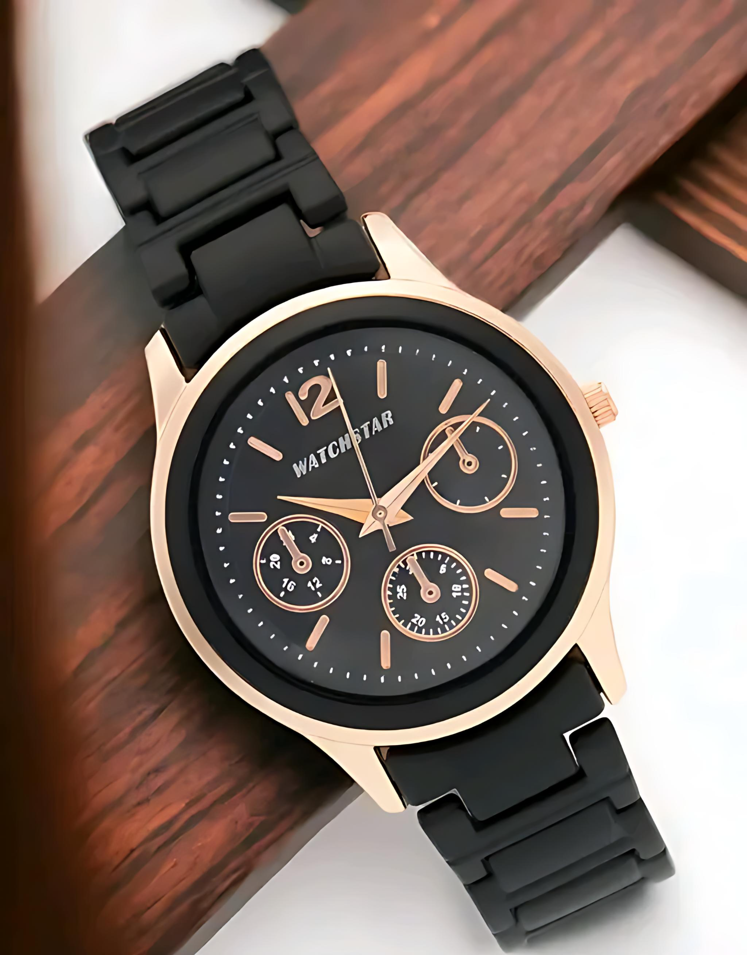 Royal Purple Luxe: Premium Watch.